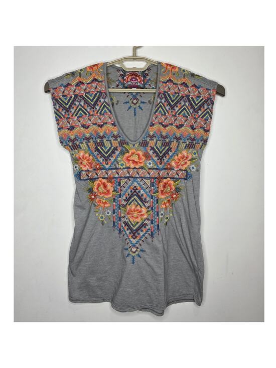 Johnny Was Tops - Johnny Was grey embroidered sleeveless shirt tank top - XS
